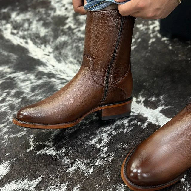 Kit Bota Maverick Masculino de Couro Legítimo com 3 Brindes – Cinto, Chapéu e Carteira